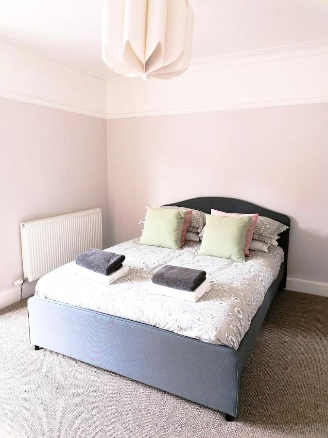 Sunset House - Whitby Townhouse Near The Sea Sleeps 8 Villa Dış mekan fotoğraf